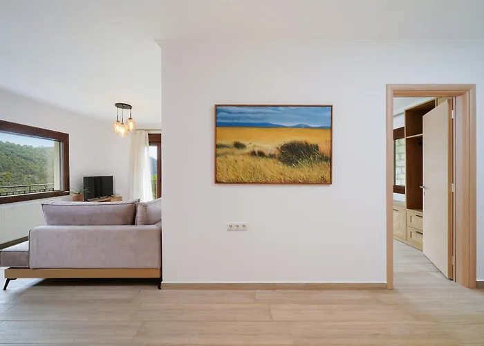Avli 1976 Apartmán