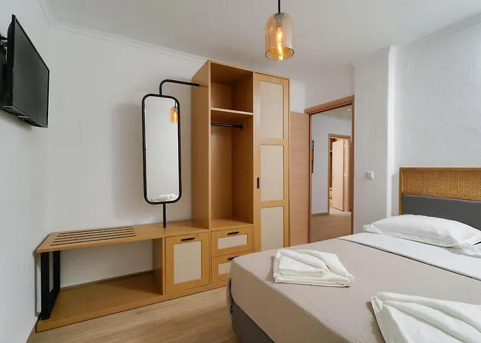 Apartmán Avli 1976 *